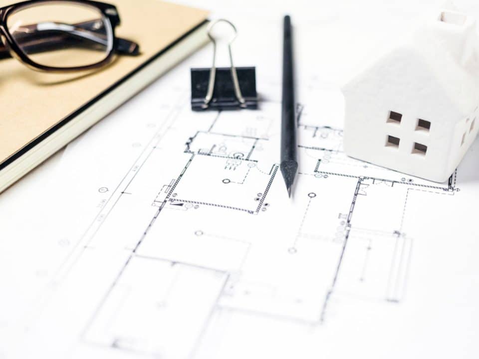 Comment choisir une maison sur plan adaptée aux nouveaux modes de vie ?